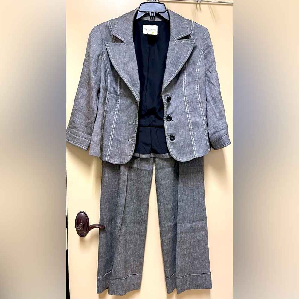White House Black Market Suit, Blazer Size 6, Trousers Size 4